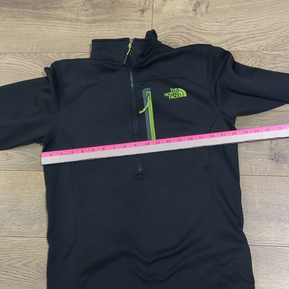 The North Face Men's Solid Black w/Neon Green 1/2 Zip Pullover Jacket Size Small - Picture 3 of 8